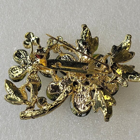 Lime Green Rhinestones Flower brooch - Picture 5 of 9